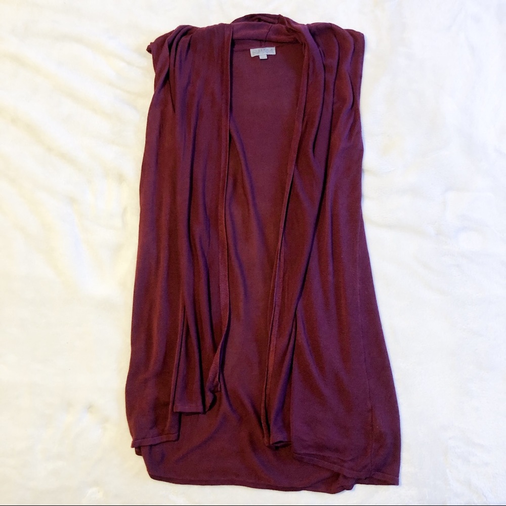 Maroon Knit Sleeveless Cardigan